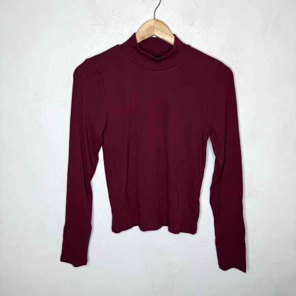 New Gap Modern Tee Women's Medium Ribbed Mock Neck Long Sleeve Shirt Burgundy - Picture 1 of 9